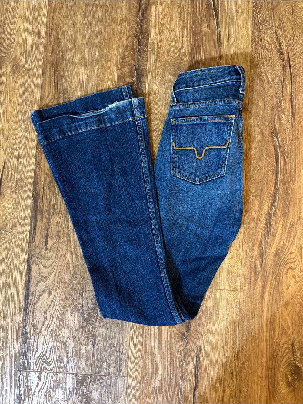 Kimes Ranch Dark Blue Flare Jeans Size 00/32 - Picture 3 of 6